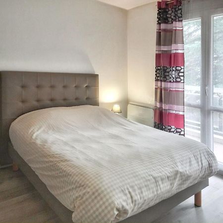 Appartement Charmant A Chambery De 35 M² + Balcon Privatif Exterior foto